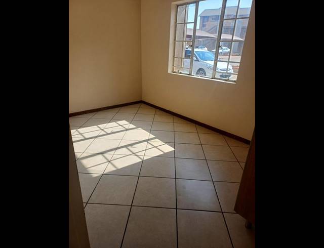 2 BEDROOM PROPERTY TO RENT IN STONERIDGE
